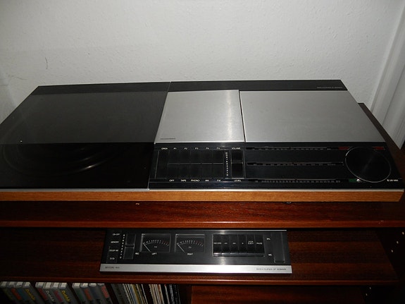 Product image 1 of 3