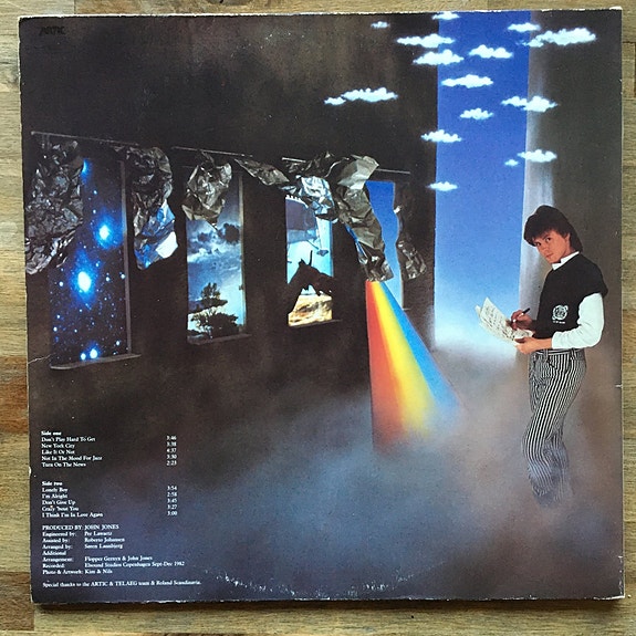 Product image 3 of 3