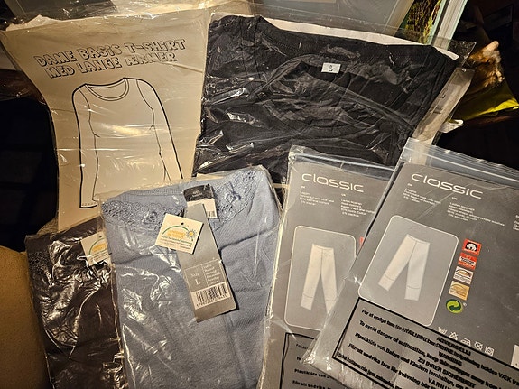 Product image 1 of 6