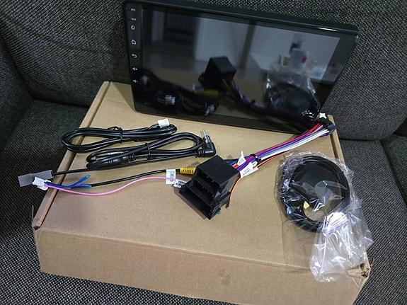 Product image 1 of 2