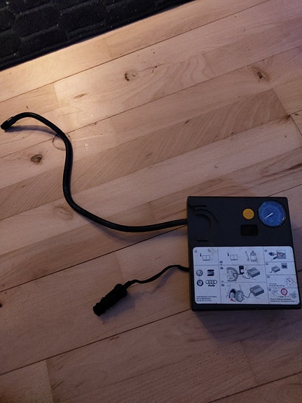 Product image 1 of 3