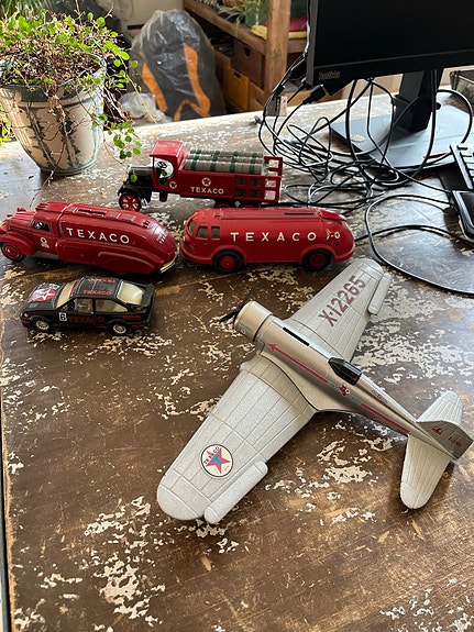 Product image 1 of 3