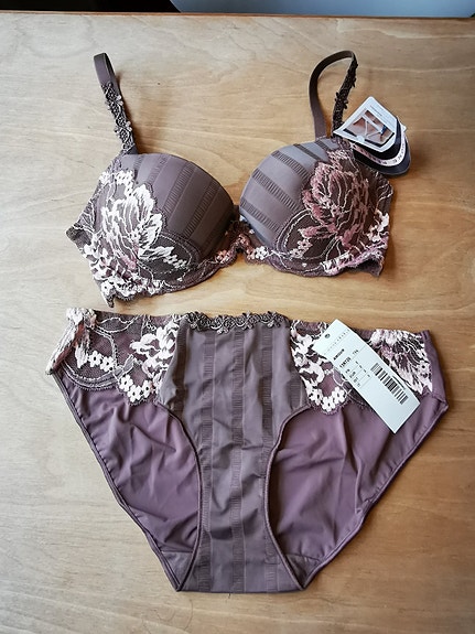 Product image 1 of 6