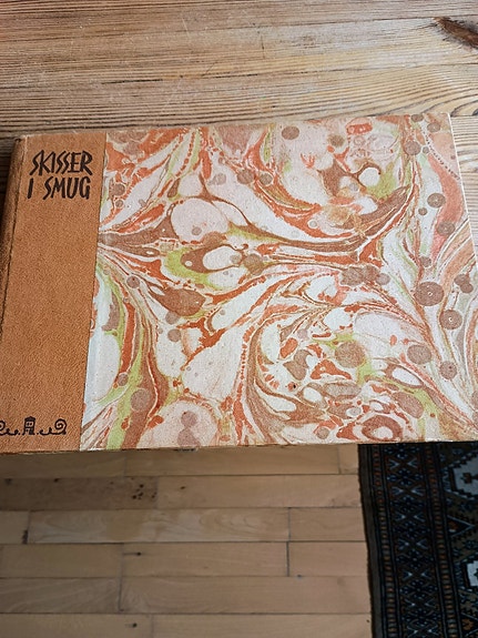 Product image 1 of 8