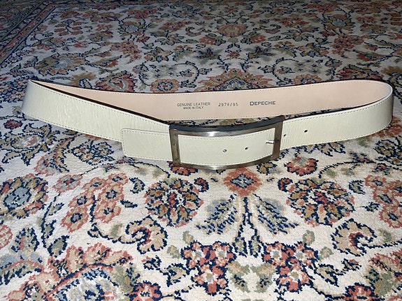 Product image 1 of 4
