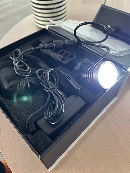 Product image 1 of 8