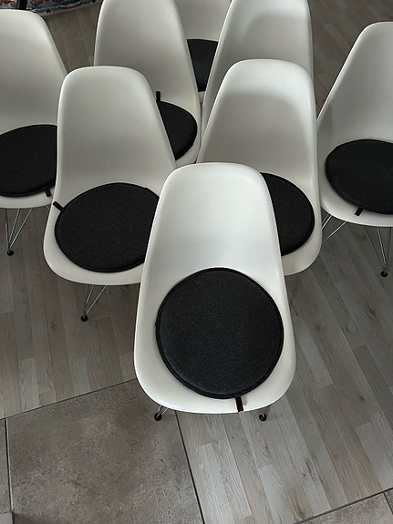 Product image 1 of 8