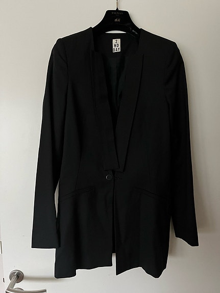 Product image 1 of 6