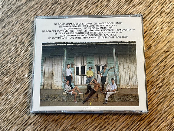 Product image 2 of 3