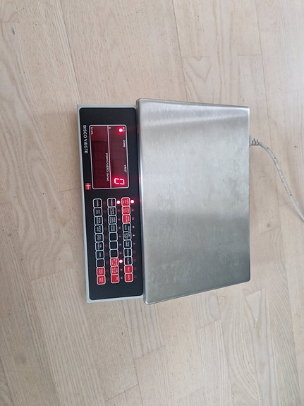 Product image 1 of 3