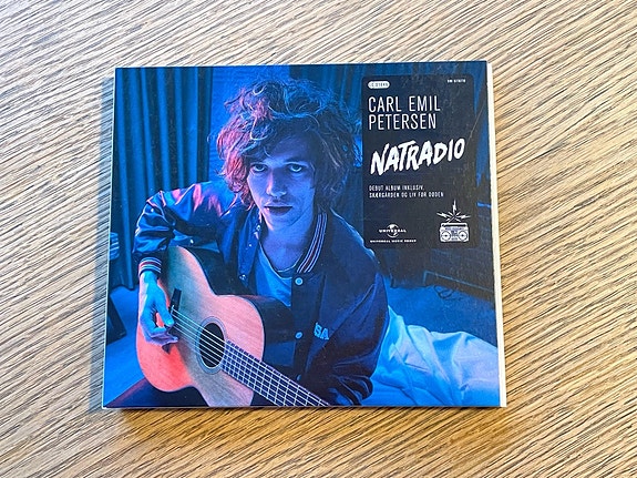 Product image 1 of 4