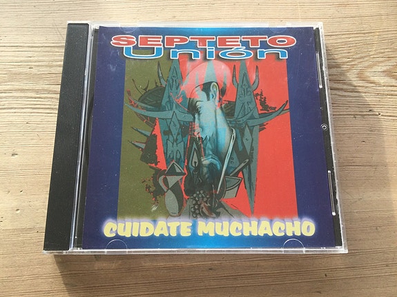 Product image 1 of 2