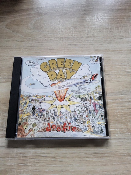 Product image 1 of 2