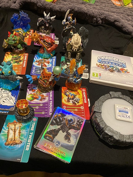 Product image 1 of 4