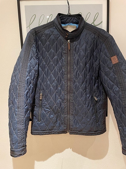 Product image 1 of 7