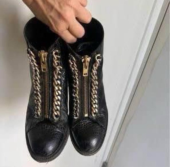 Product image 1 of 6