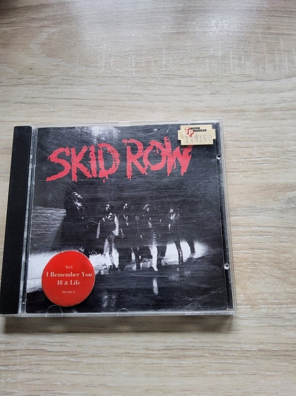 Product image 1 of 2