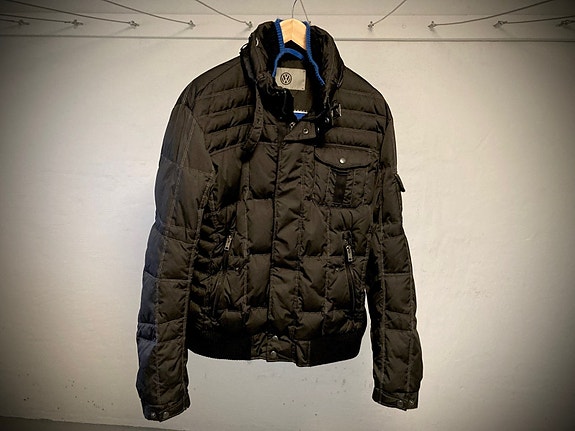 Product image 1 of 7