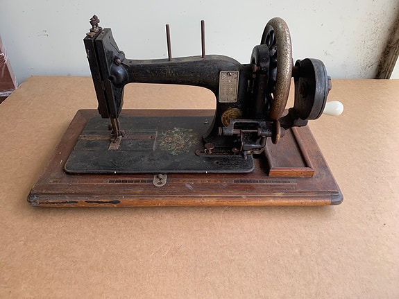 Product image 1 of 4