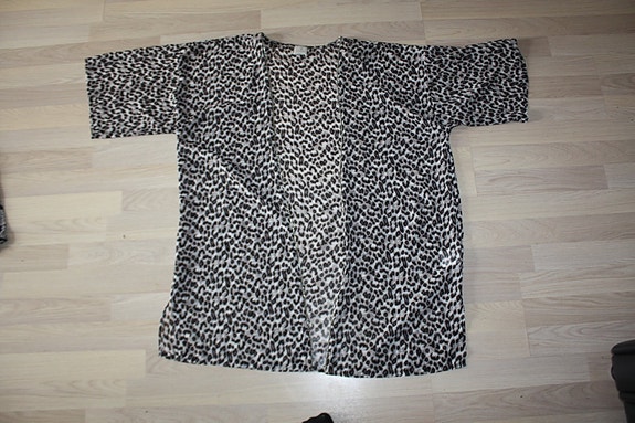 Product image 1 of 4