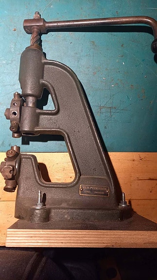 Product image 1 of 3