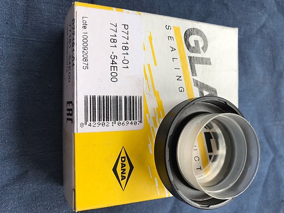 Product image 1 of 2