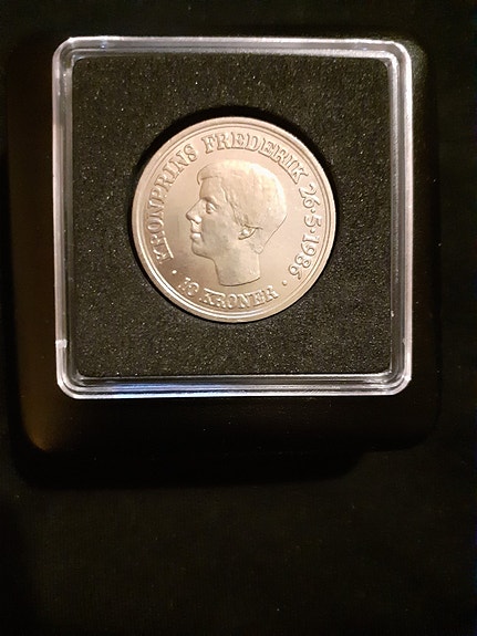 Product image 1 of 4