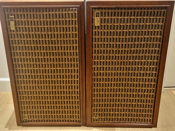 Product image 1 of 8
