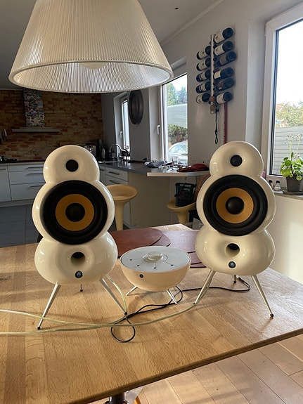 Product image 1 of 2
