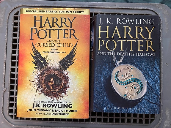 Product image 1 of 2