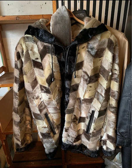Product image 1 of 6