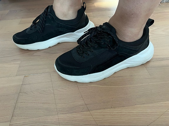 Product image 1 of 8