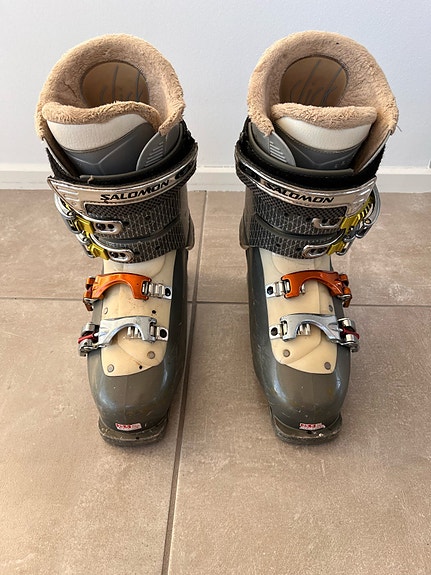 Product image 1 of 3