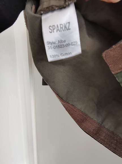 Product image 6 of 8