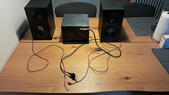 Product image 1 of 5