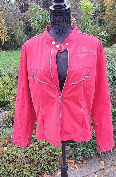 Product image 1 of 8