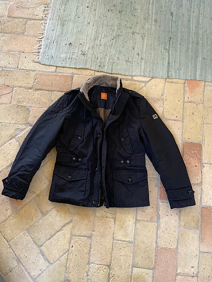 Product image 1 of 8