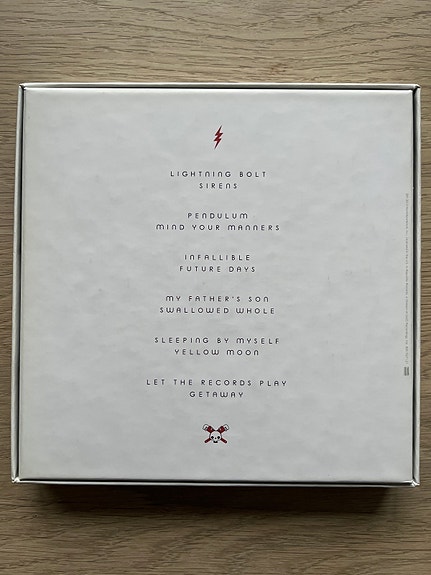 Product image 2 of 4