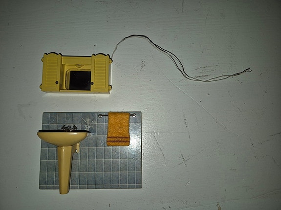 Product image 1 of 4