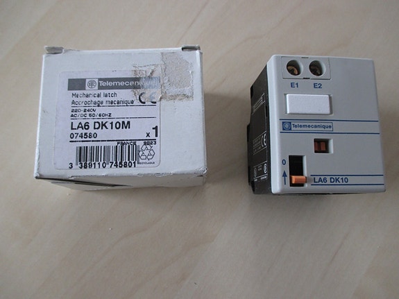 Product image 1 of 3
