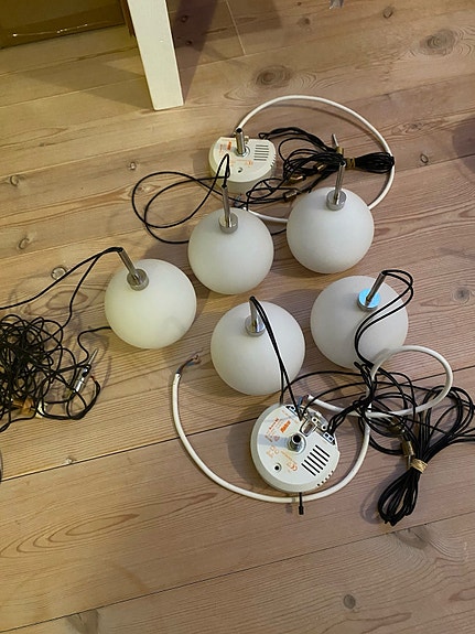 Product image 1 of 2