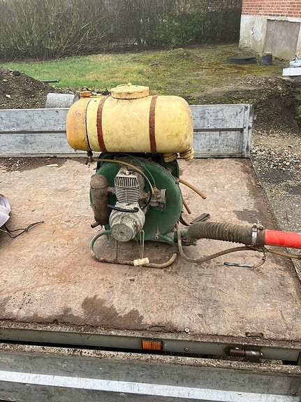 Product image 1 of 7