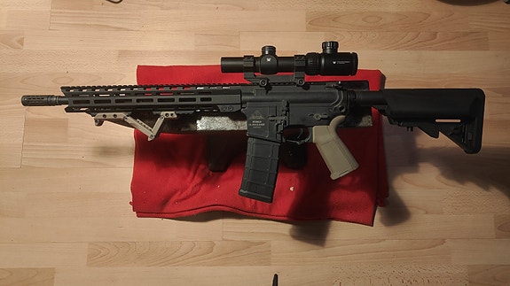 Product image 2 of 8