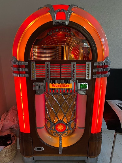 Product image 1 of 8