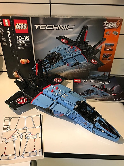 Lego technic 42066 Til salg DBA