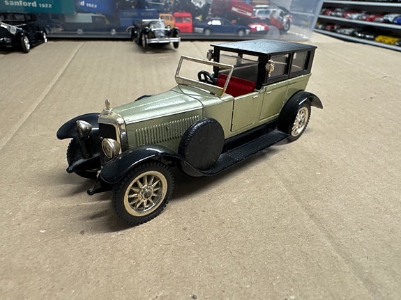 Product image 1 of 6