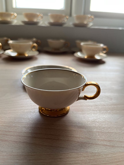 Product image 1 of 4