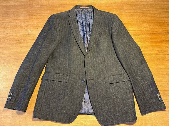 Product image 1 of 8