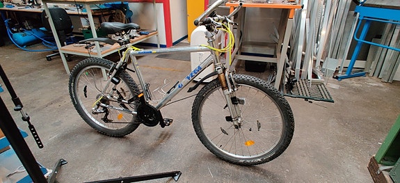 Product image 1 of 7