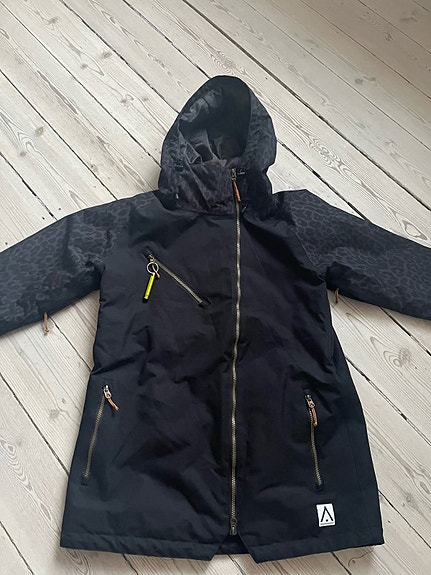 Product image 1 of 5